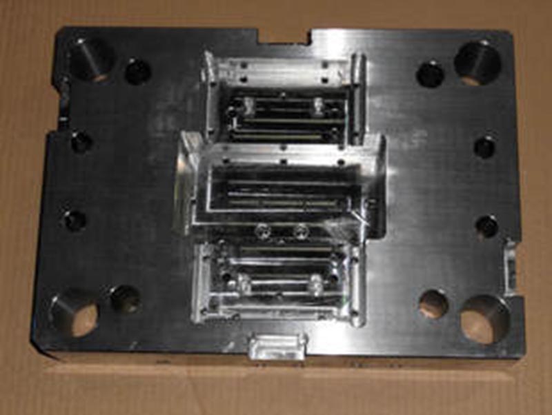 延寿精密塑料模-06